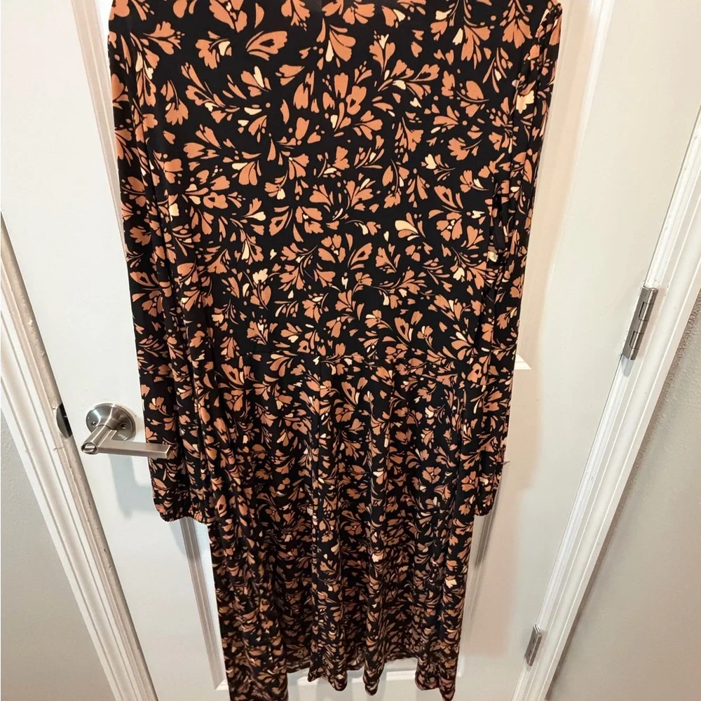 London Times Black and Orange Floral Long Sleeve Dress - Picture 4 of 4